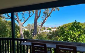 Summer Breeze - Holiday Or Business Apartment